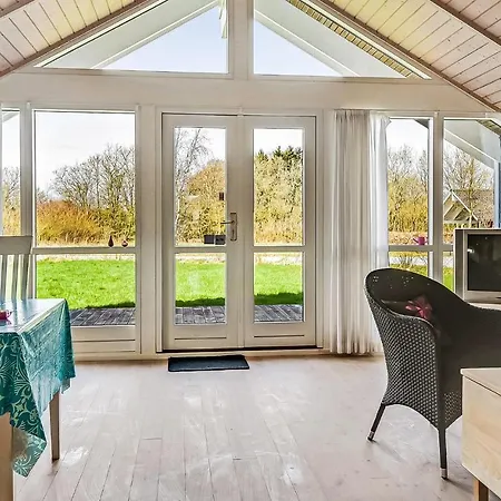 Semesterbostad Nice In W/ Wifi And 2 Bedrooms Hovborg