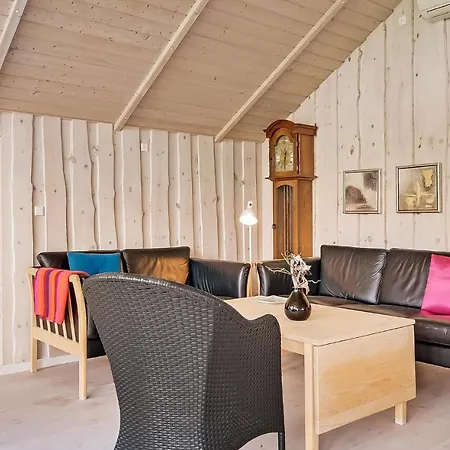 Nice In W/ Wifi And 2 Bedrooms Semesterbostad *